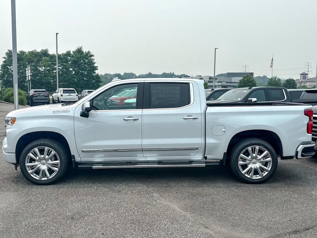 New 2026 Chevrolet Silverado 1500 High Country Truck Crew Cab