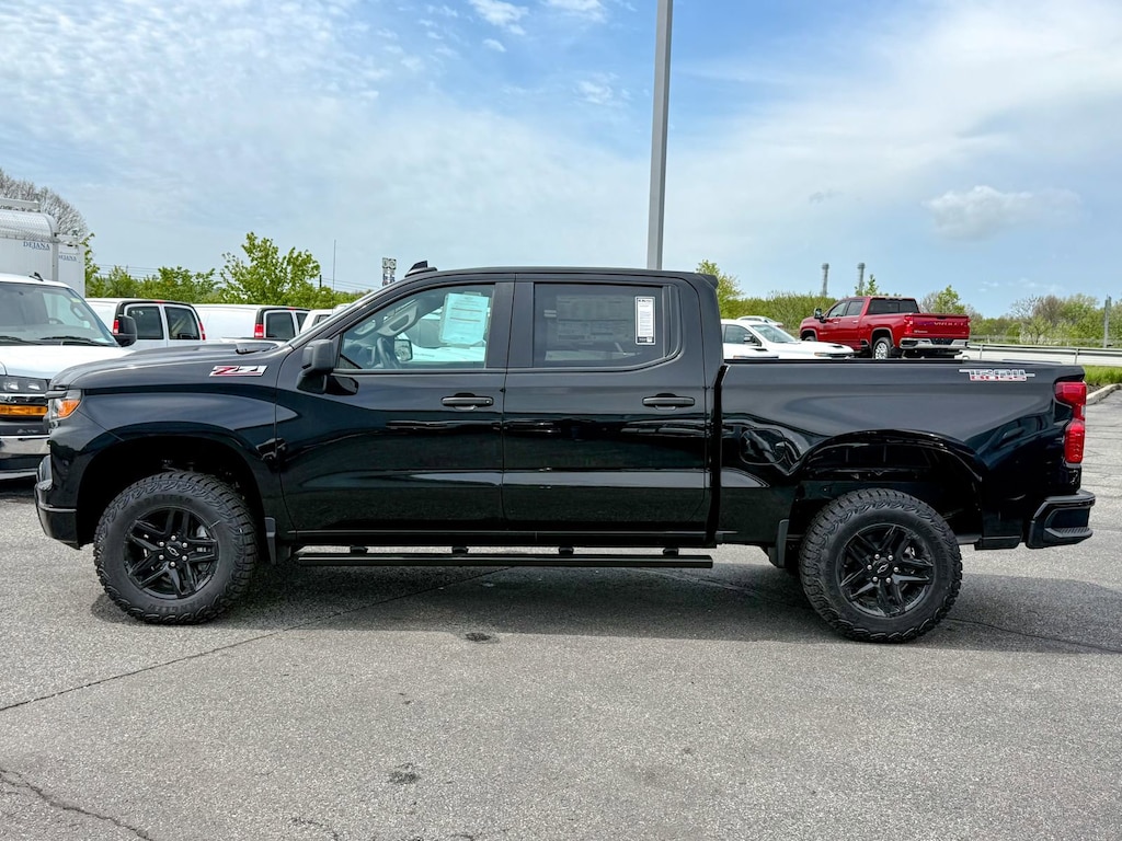 New 2026 Chevrolet Silverado 1500 Custom Trail Boss Truck Crew Cab