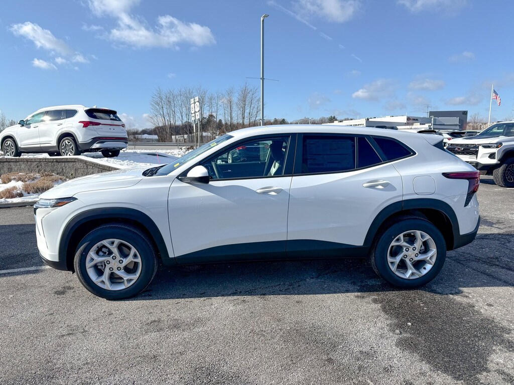 New 2026 Chevrolet Trax LS SUV