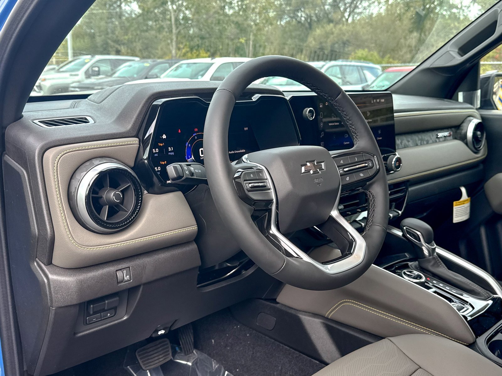 2026 Chevrolet Colorado ZR2 photo 2