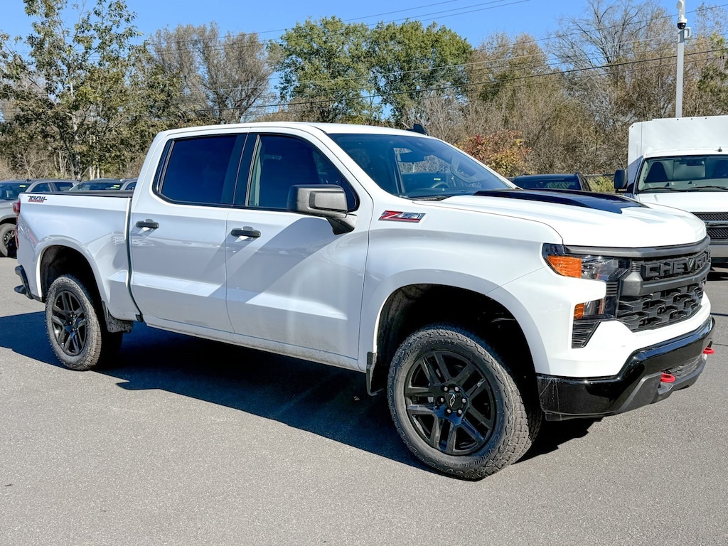 New 2026 Chevrolet Silverado 1500 Custom Trail Boss Truck Crew Cab
