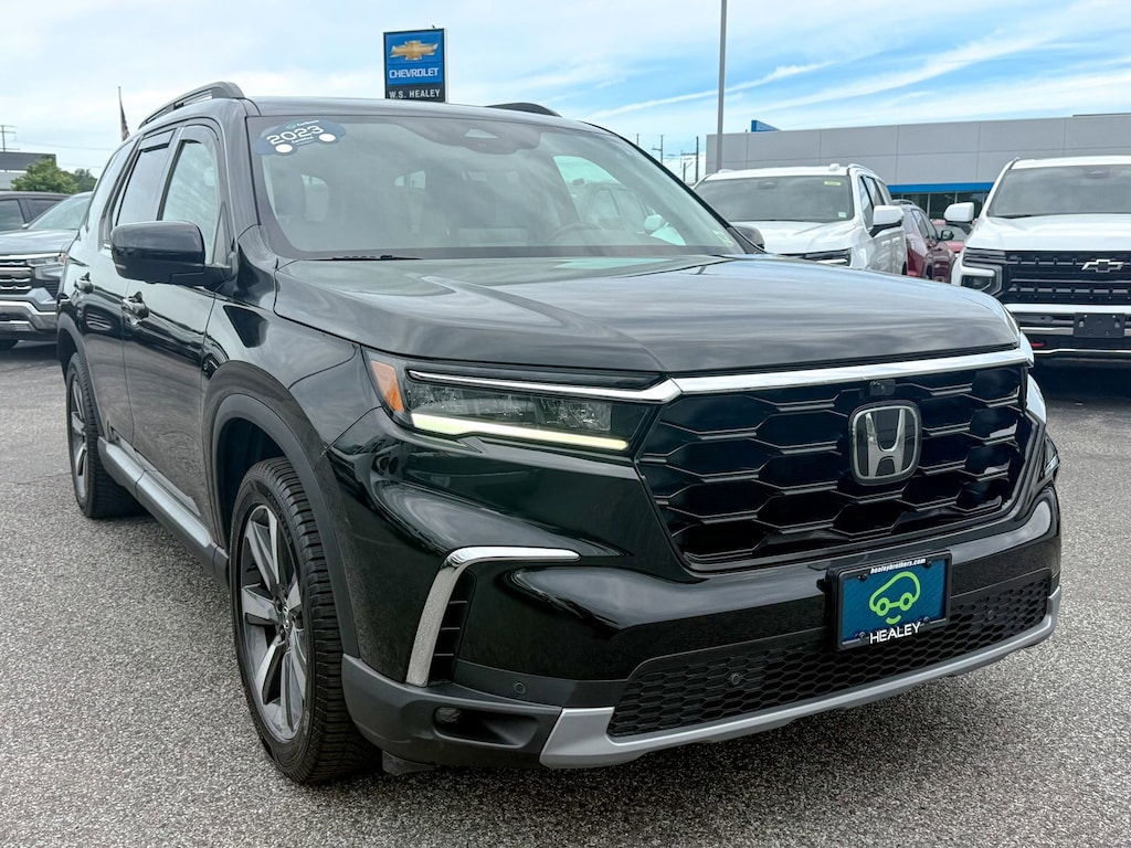 Used 2023 Honda Pilot AWD Elite SUV