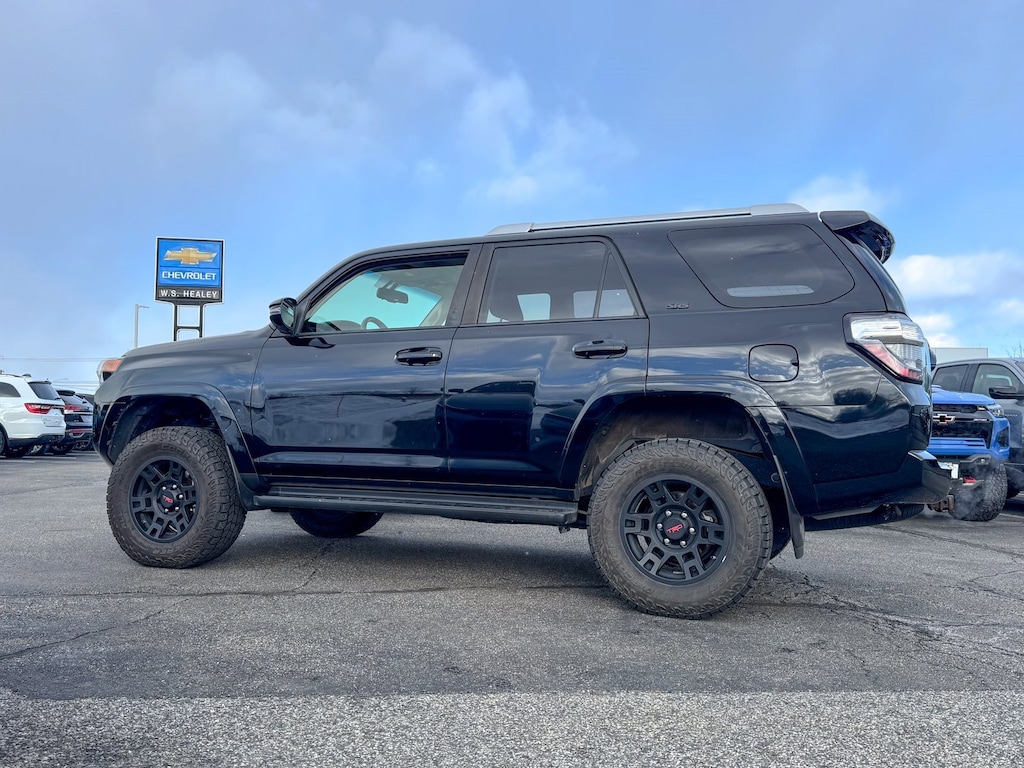 Used 2017 Toyota 4Runner SR5 SUV