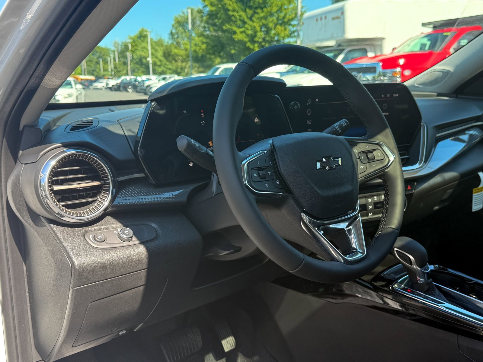 2025 Chevrolet Trax ACTIV photo 3