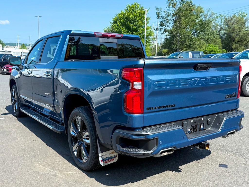 Certified 2024 Chevrolet Silverado 1500 High Country Truck Crew Cab