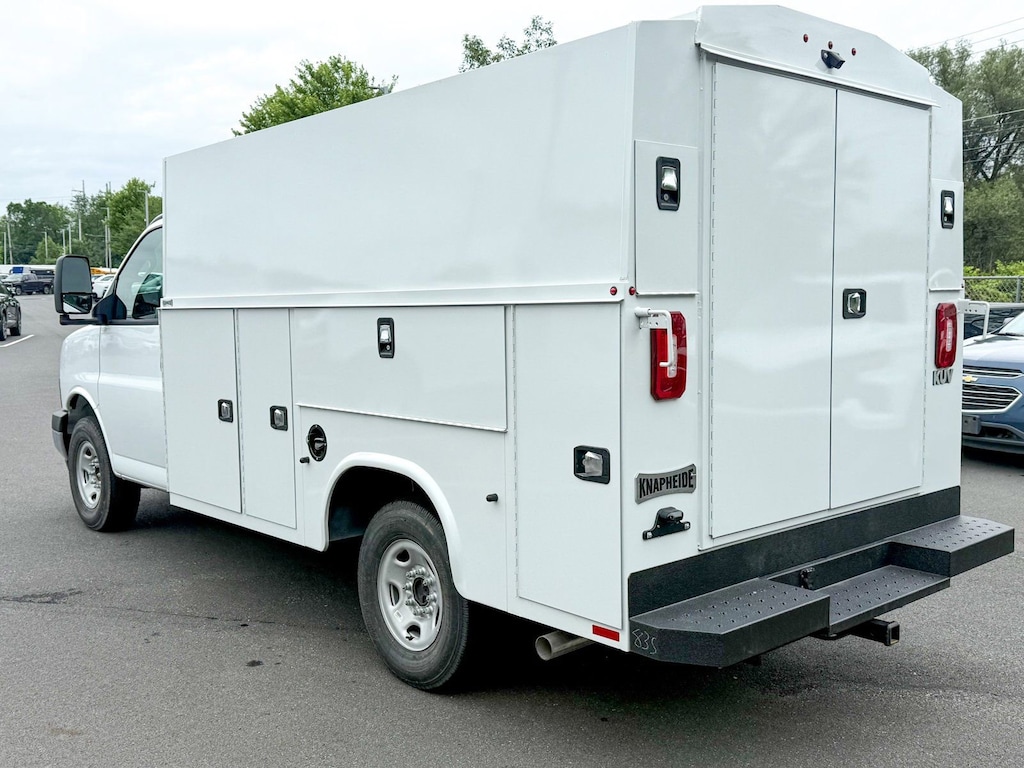 New 2025 Chevrolet Express Cutaway 3500 1WT Cutaway Van