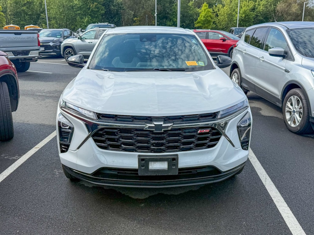 Used 2024 Chevrolet Trax 1RS SUV
