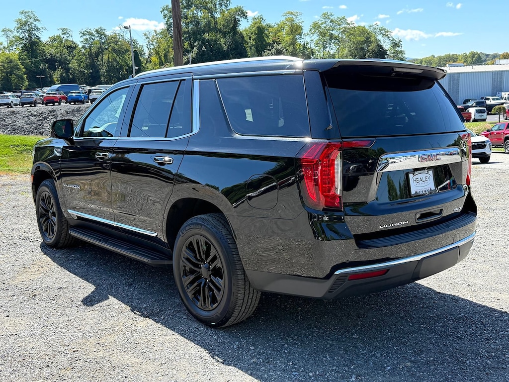 Used 2022 GMC Yukon SLT SUV