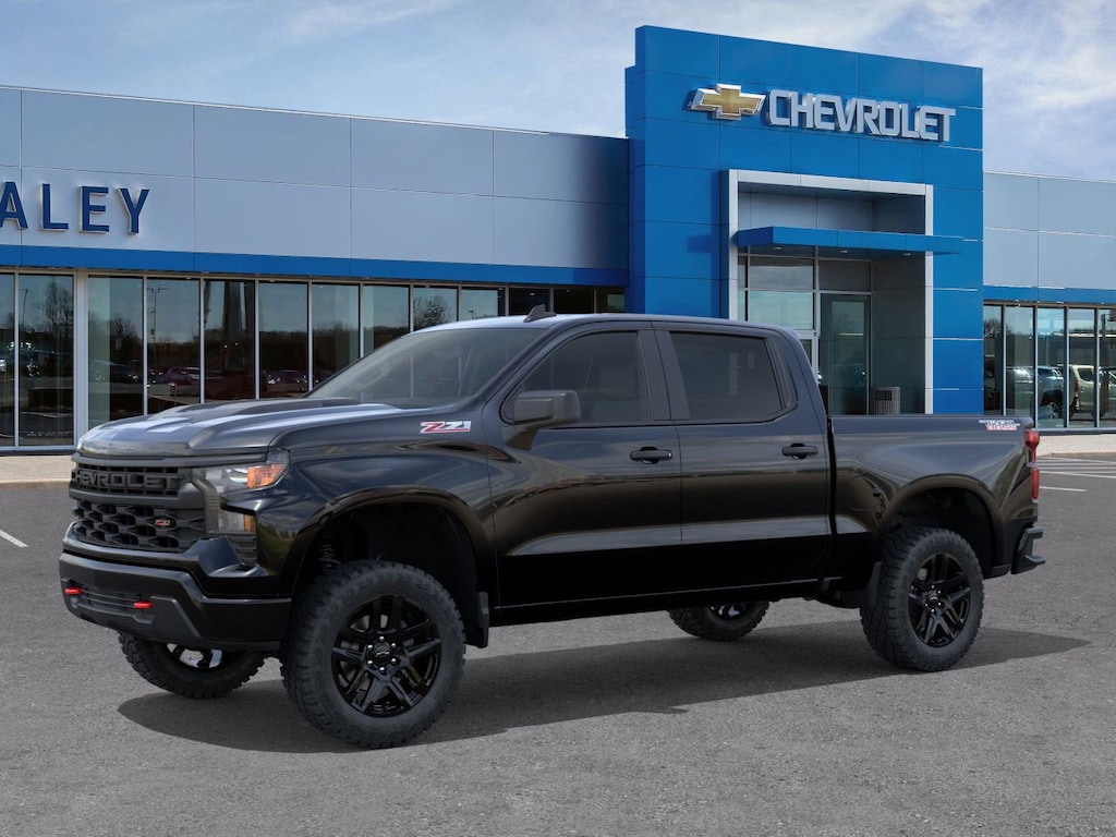 New 2025 Chevrolet Silverado 1500 Custom Trail Boss Truck Crew Cab
