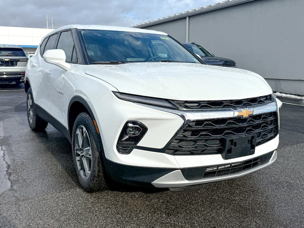 New 2025 Chevrolet Blazer 2LT SUV
