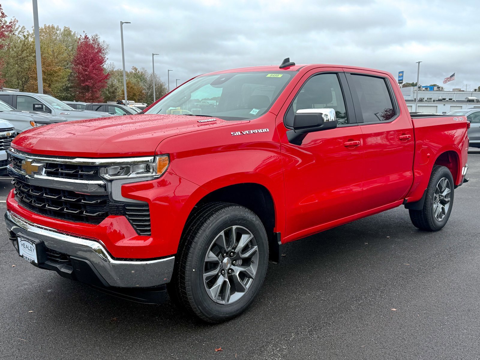2025 Chevrolet Silverado 1500 LT photo 3