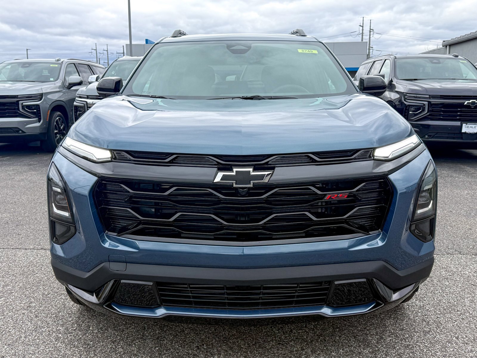 2026 Chevrolet Equinox RS photo 2