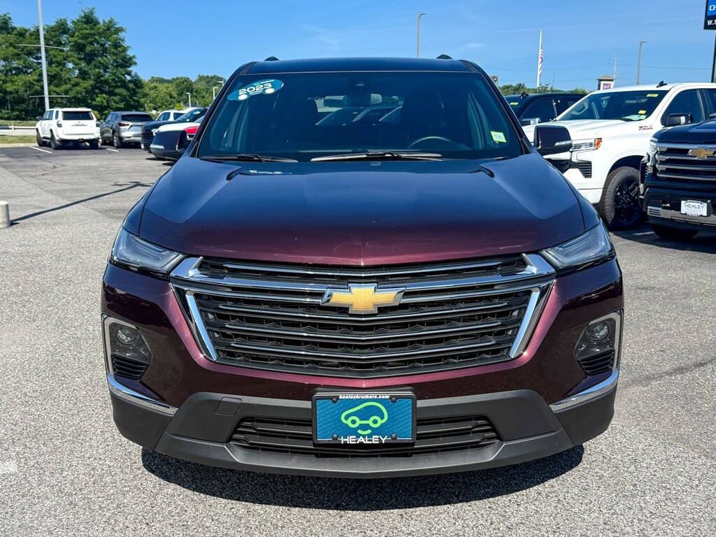 Used 2023 Chevrolet Traverse LT Cloth SUV