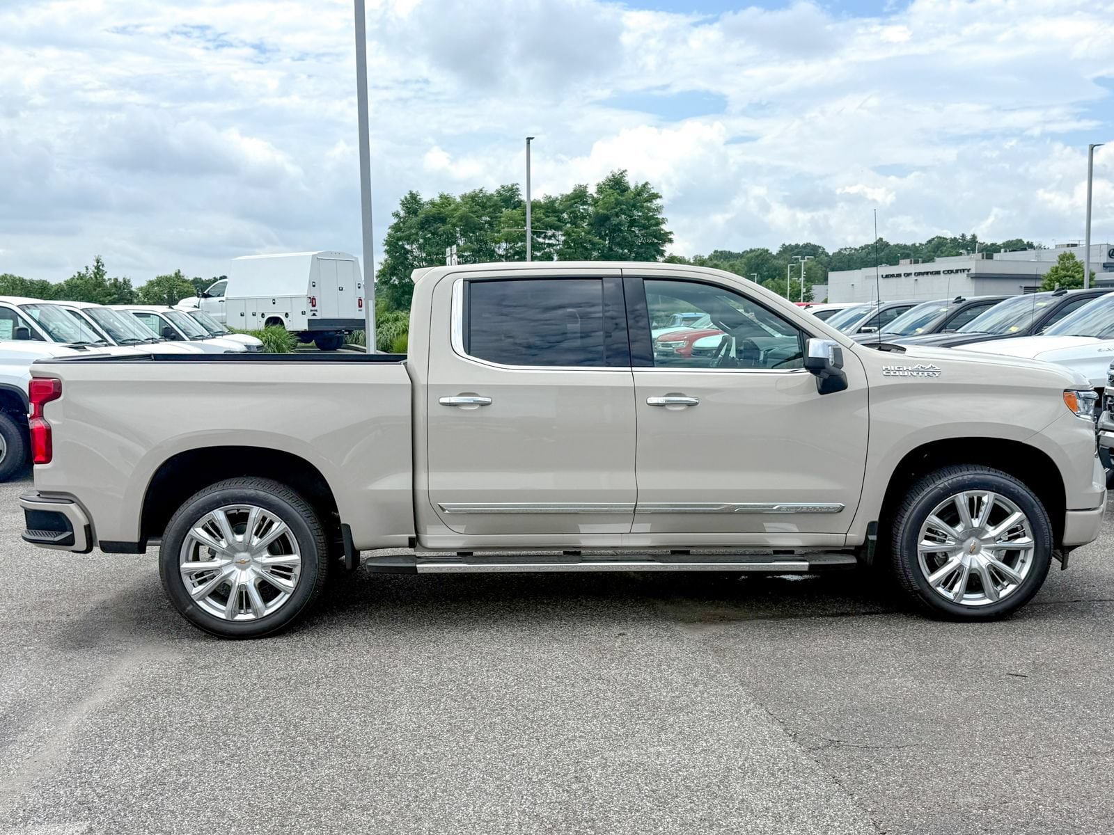 2026 Chevrolet Silverado 1500 High Country - Photo 8