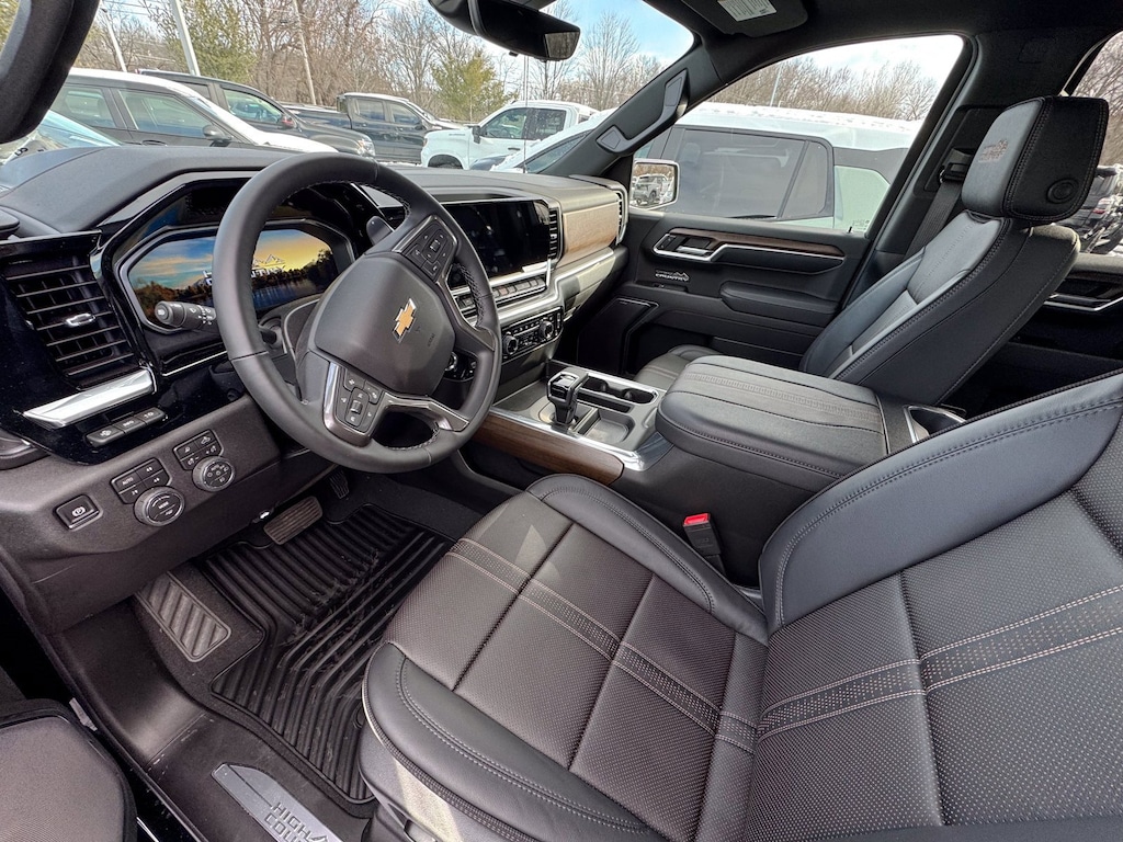 Used 2026 Chevrolet Silverado 1500 High Country Truck Crew Cab