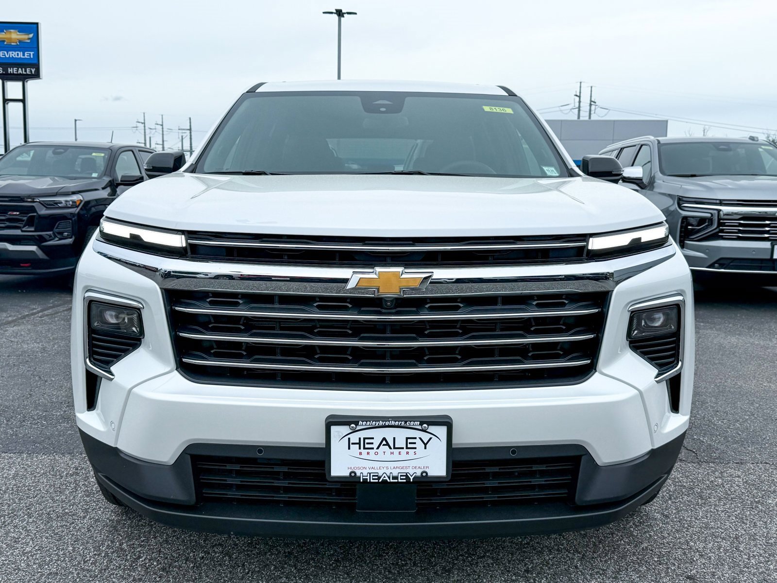 2025 Chevrolet Traverse photo 4