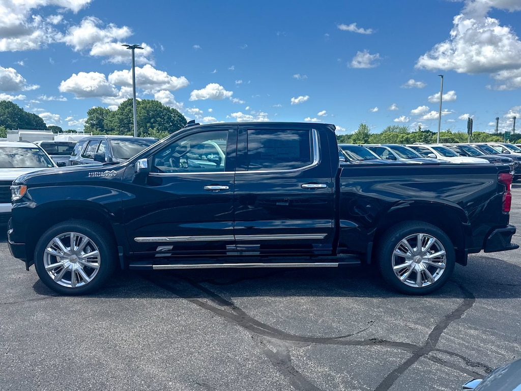 New 2026 Chevrolet Silverado 1500 High Country Truck Crew Cab