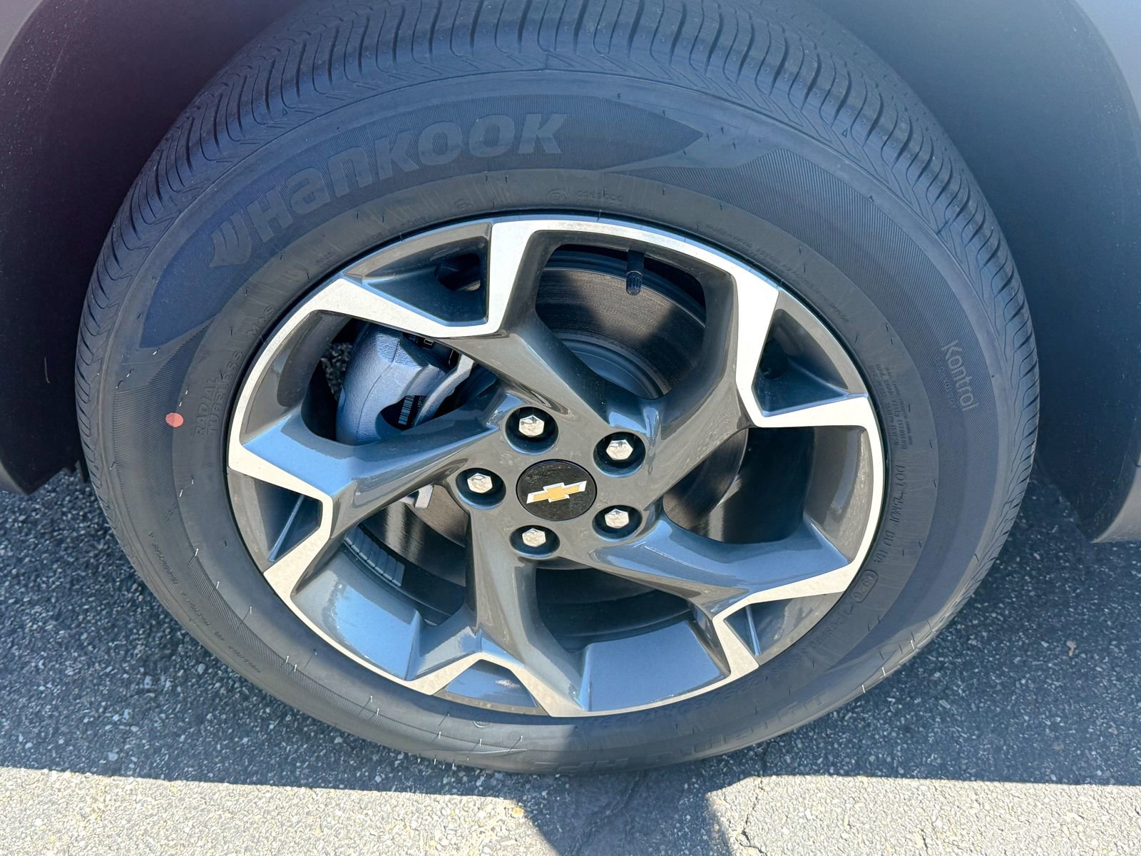 2026 Chevrolet Trax LT - Photo 10