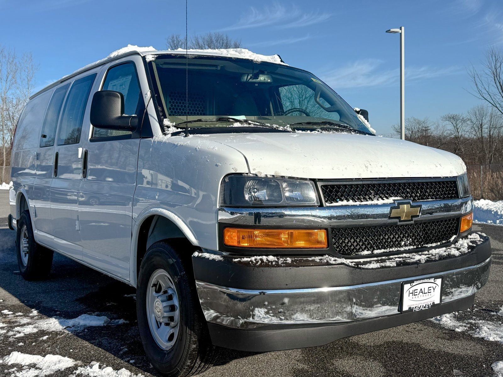 2025 Chevrolet Express Cargo Work Van's photo