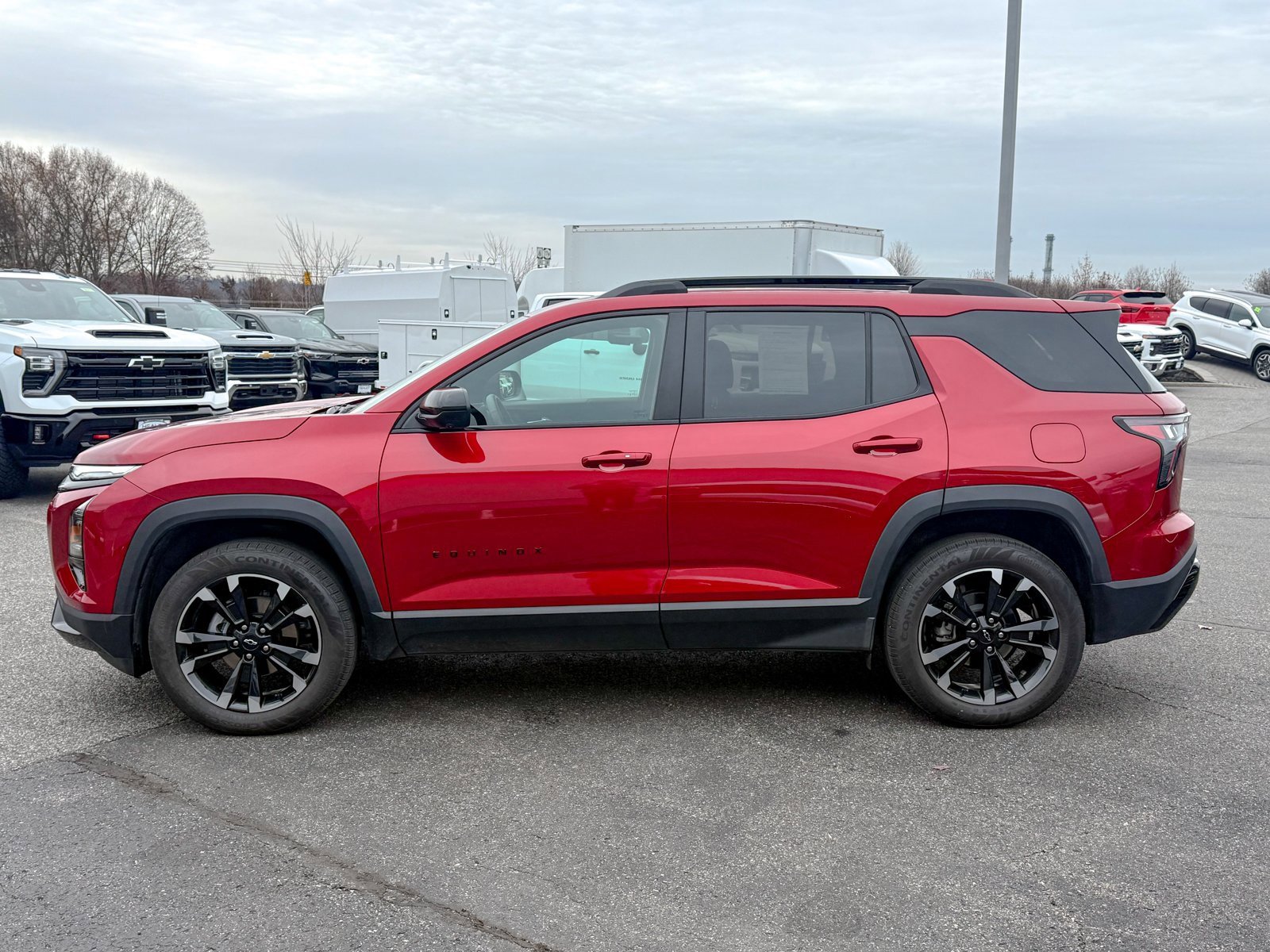 2025 Chevrolet Equinox RS photo 4