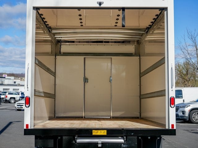 2024 Chevrolet Express Cutaway Base photo 16