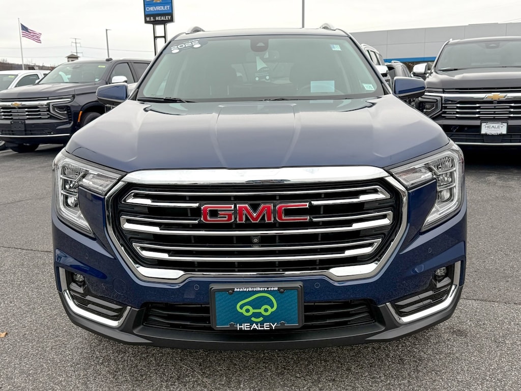Used 2022 GMC Terrain SLT SUV