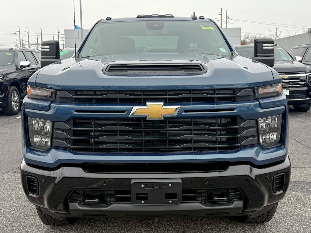 New 2026 Chevrolet Silverado 2500 HD Custom Truck Crew Cab