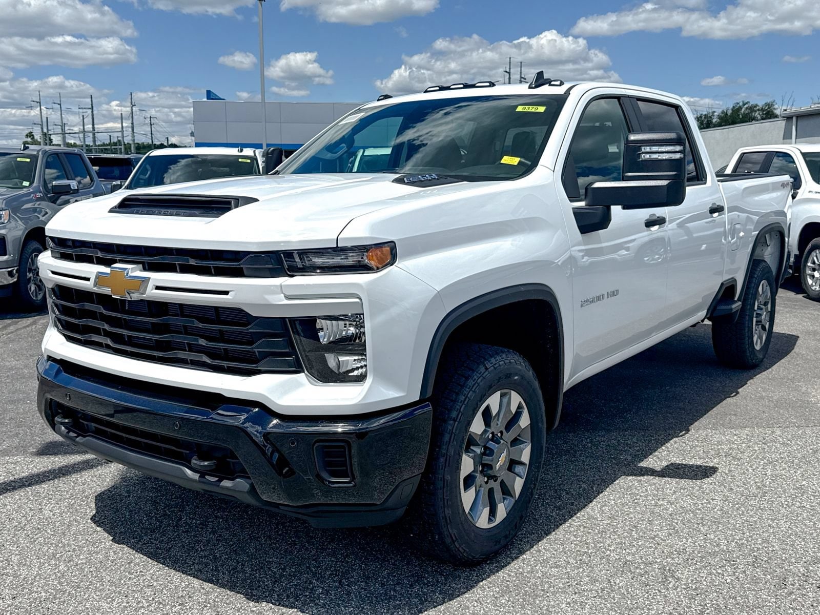 2026 Chevrolet Silverado 2500 HD Custom - Photo 3