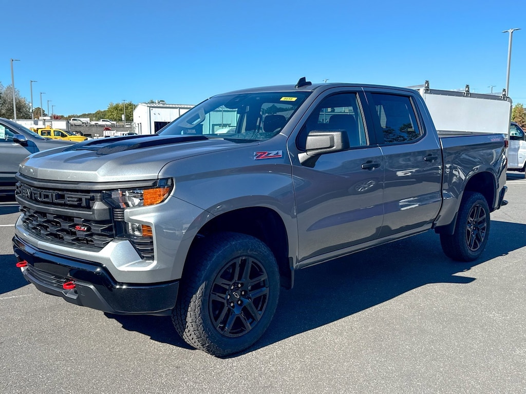 New 2026 Chevrolet Silverado 1500 Custom Trail Boss Truck Crew Cab