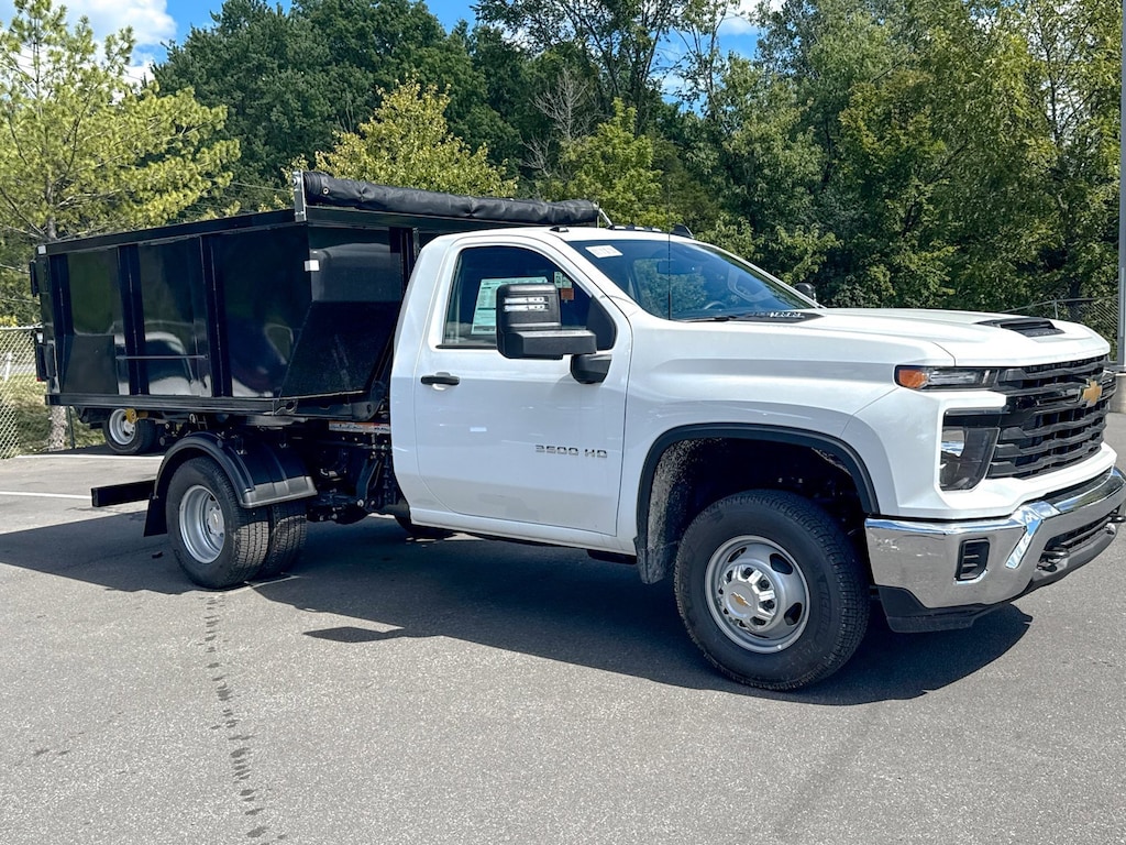 New 2025 Chevrolet Silverado 3500 HD Chassis Cab Work Truck Truck Regular Cab