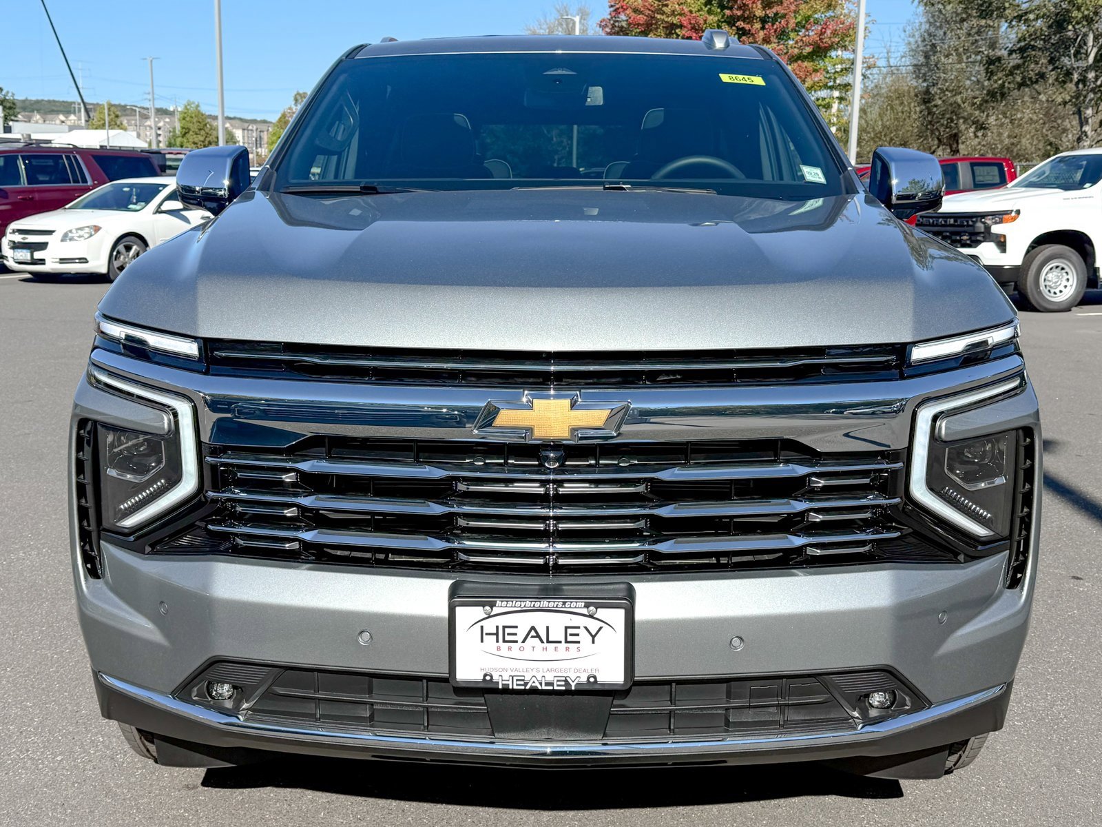 2026 Chevrolet Suburban Premier photo 2