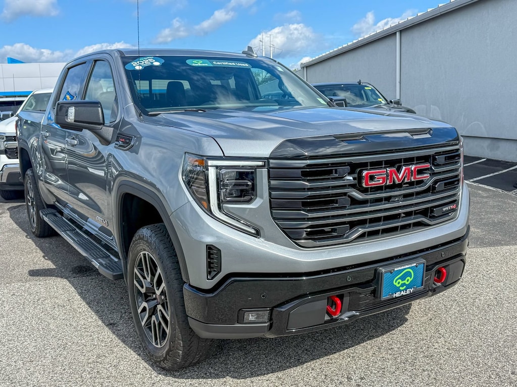 Used 2025 GMC Sierra 1500 AT4 Truck Crew Cab