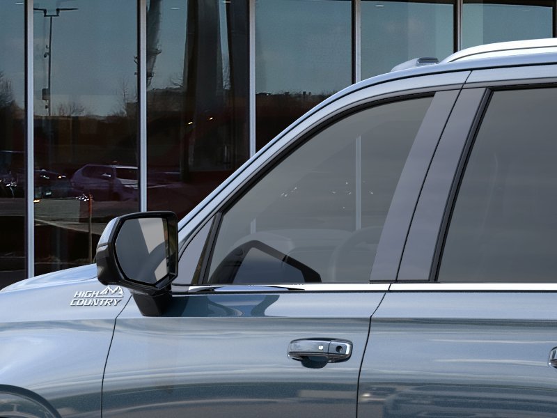 2027 Chevrolet Suburban High Country - Photo 12