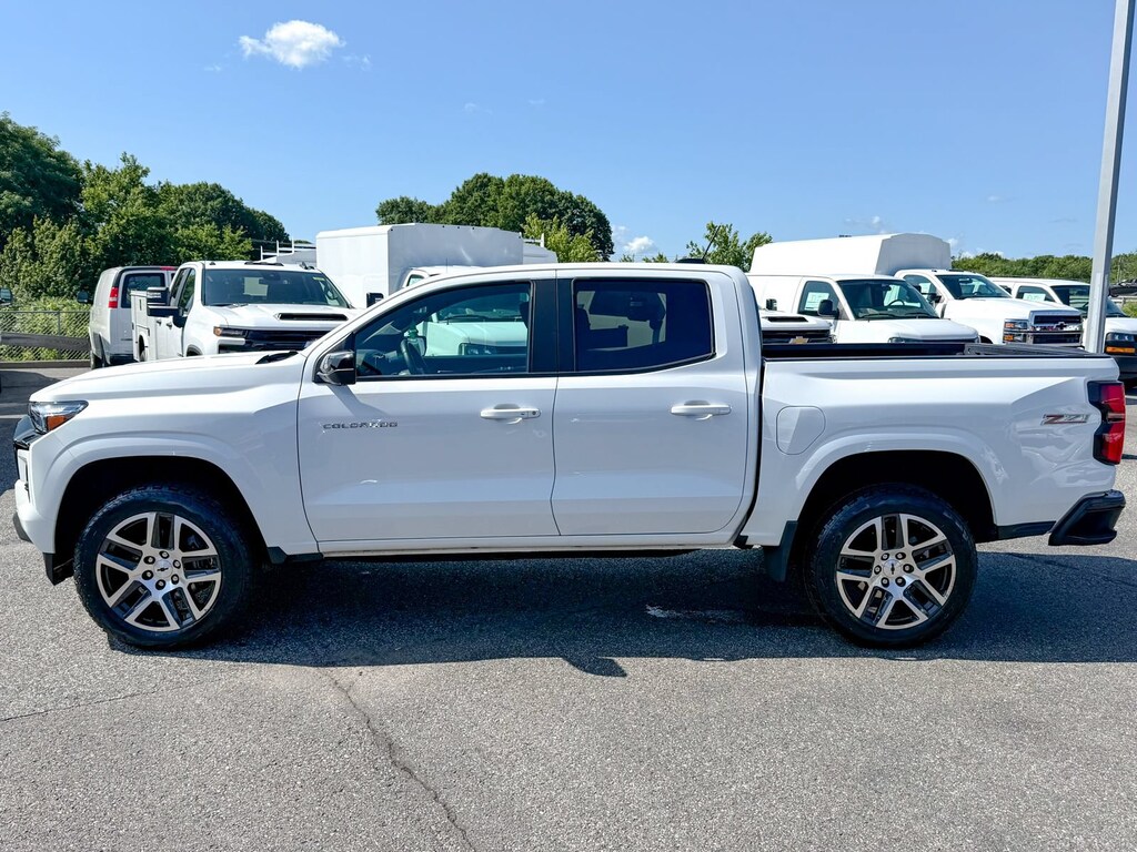 Used 2023 Chevrolet Colorado Z71 Truck Crew Cab