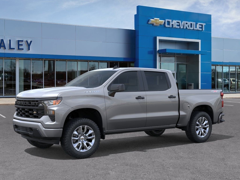 New 2026 Chevrolet Silverado 1500 Custom Truck Crew Cab
