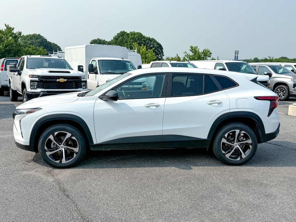 Used 2024 Chevrolet Trax 1RS SUV