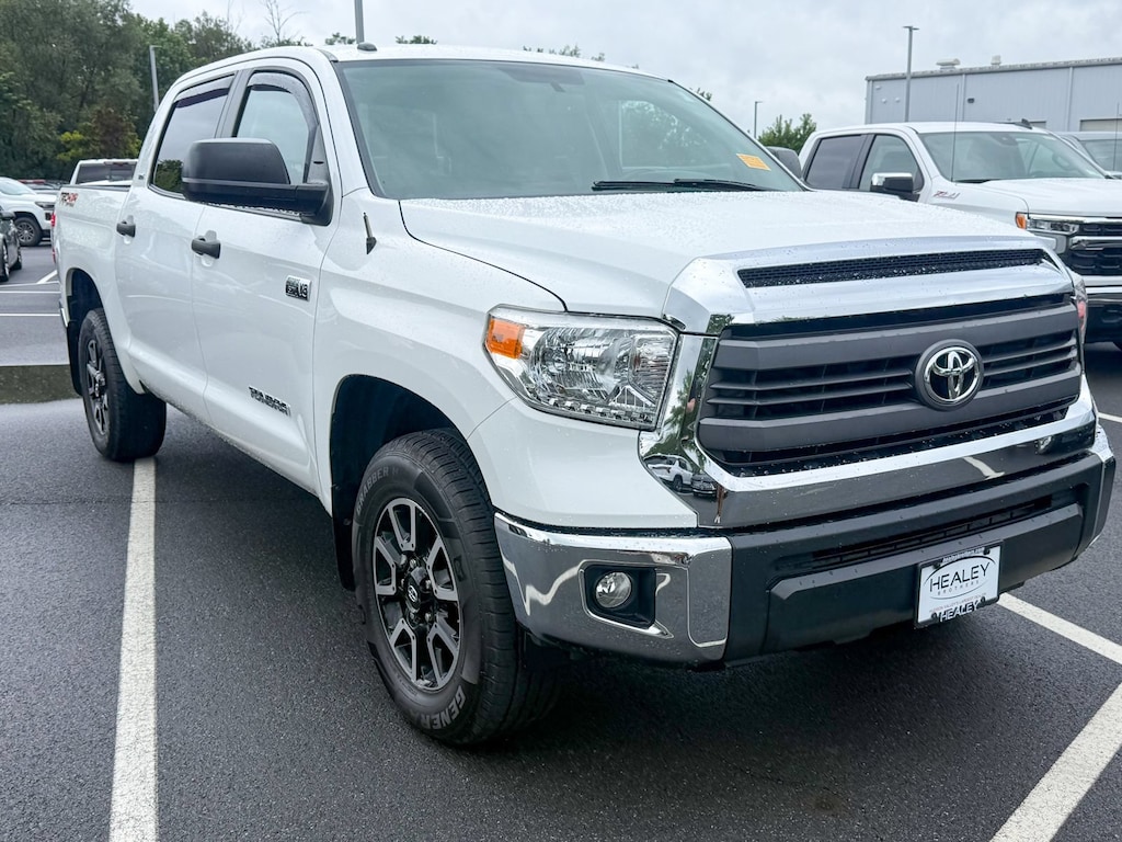 Used 2015 Toyota Tundra SR5 5.7L V8 Truck CrewMax
