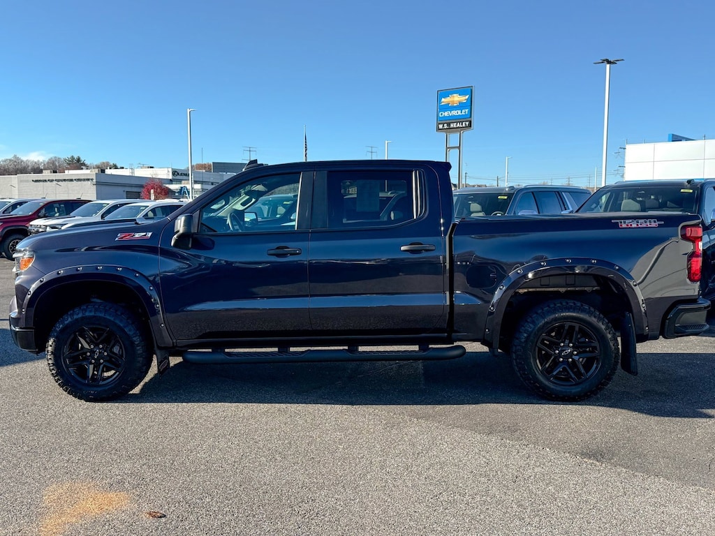 Used 2022 Chevrolet Silverado 1500 Custom Trail Boss Truck Crew Cab