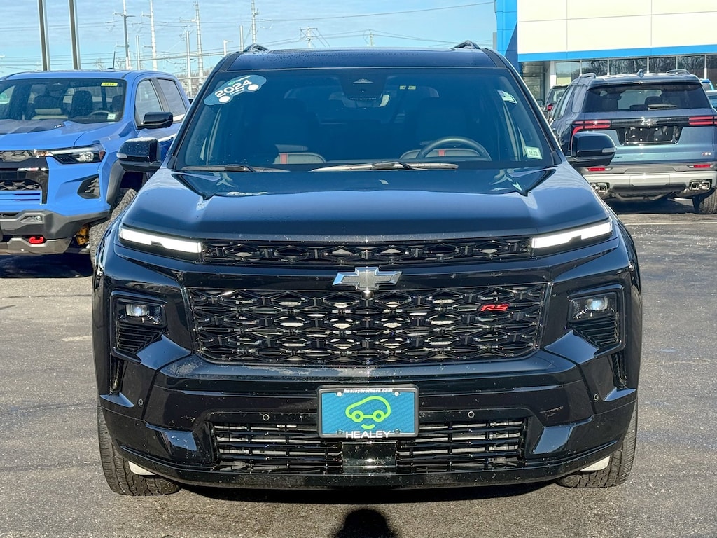 Used 2024 Chevrolet Traverse RS SUV
