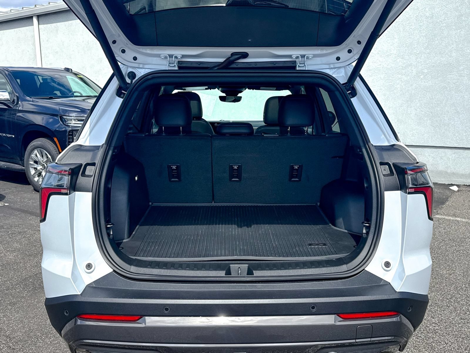 2026 Chevrolet Equinox ACTIV - Photo 13