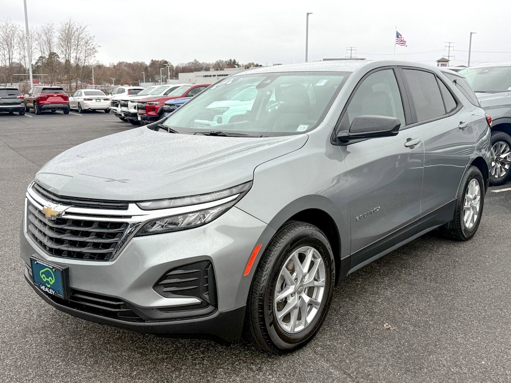 Used 2023 Chevrolet Equinox LS SUV