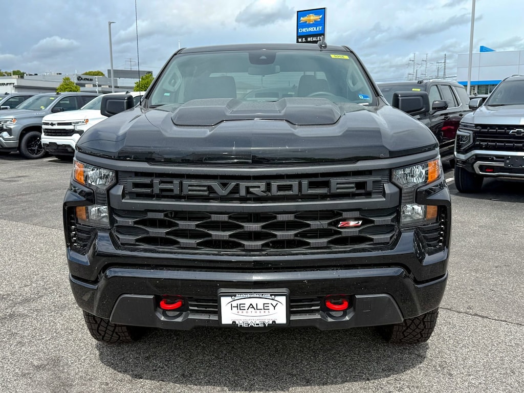 New 2026 Chevrolet Silverado 1500 Custom Trail Boss Truck Crew Cab