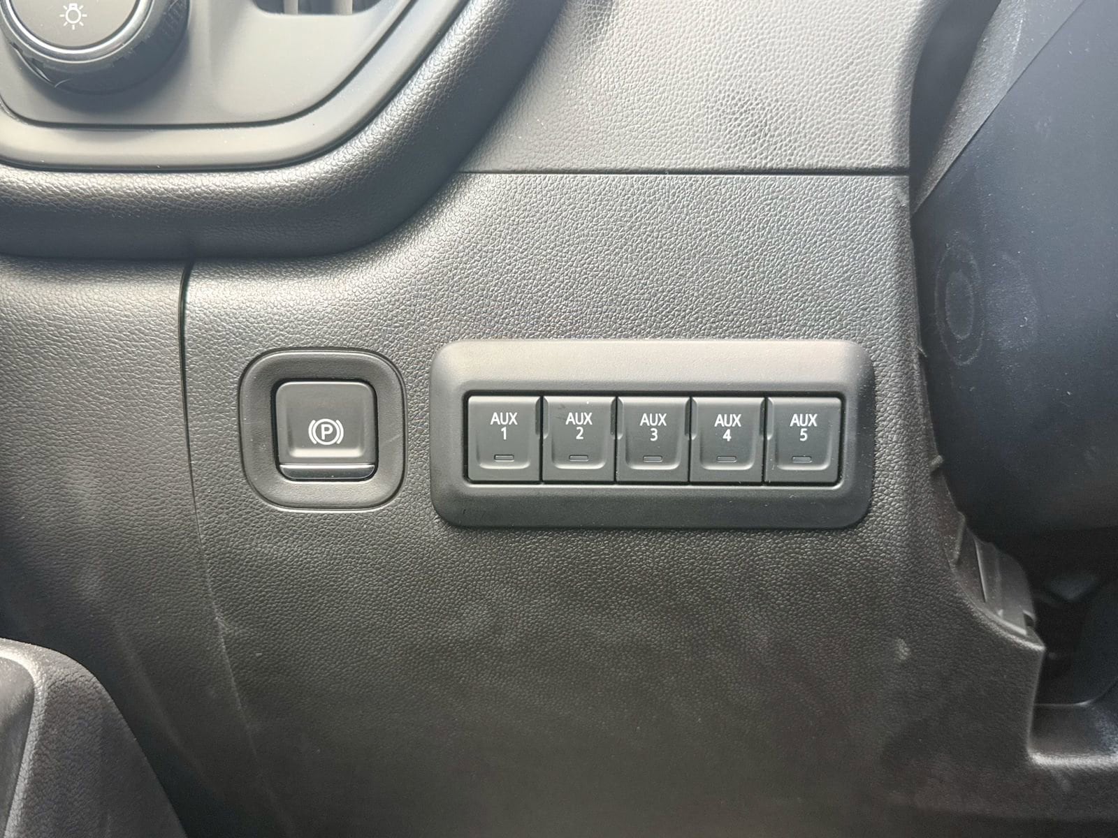2025 Chevrolet Silverado 3500 HD Work Truck - Photo 37