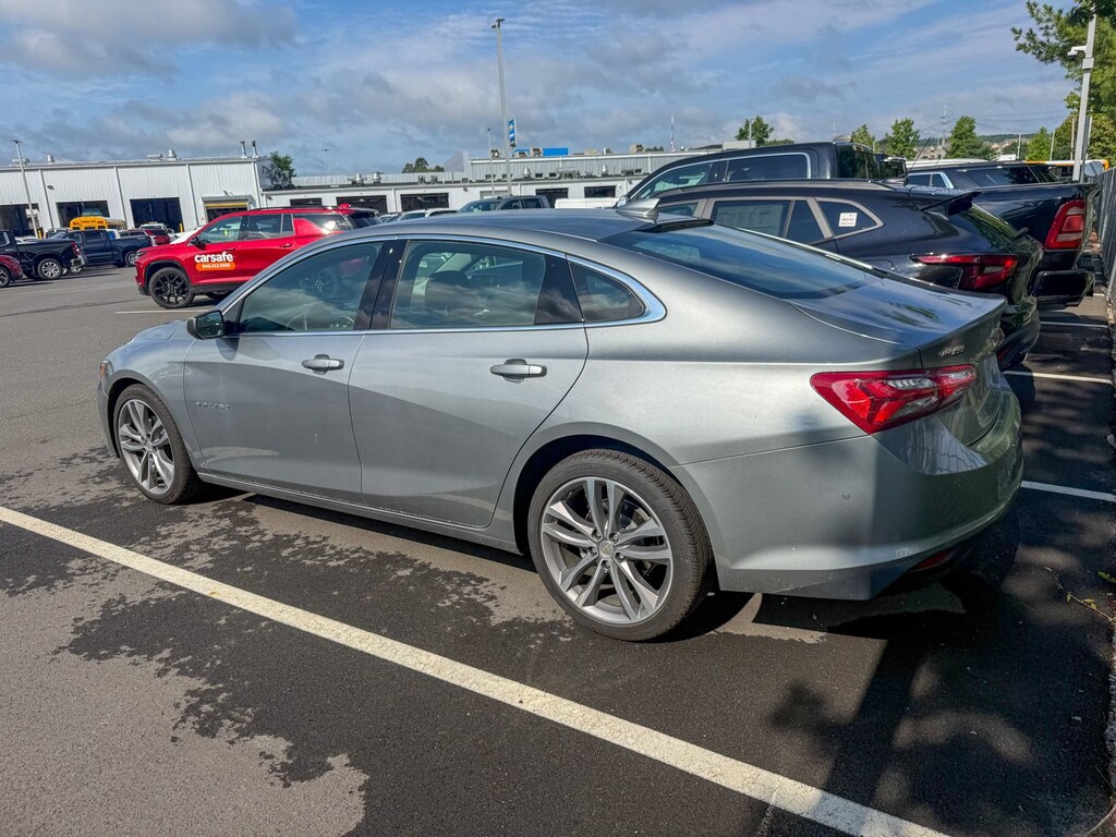 Used 2025 Chevrolet Malibu 2LT Sedan