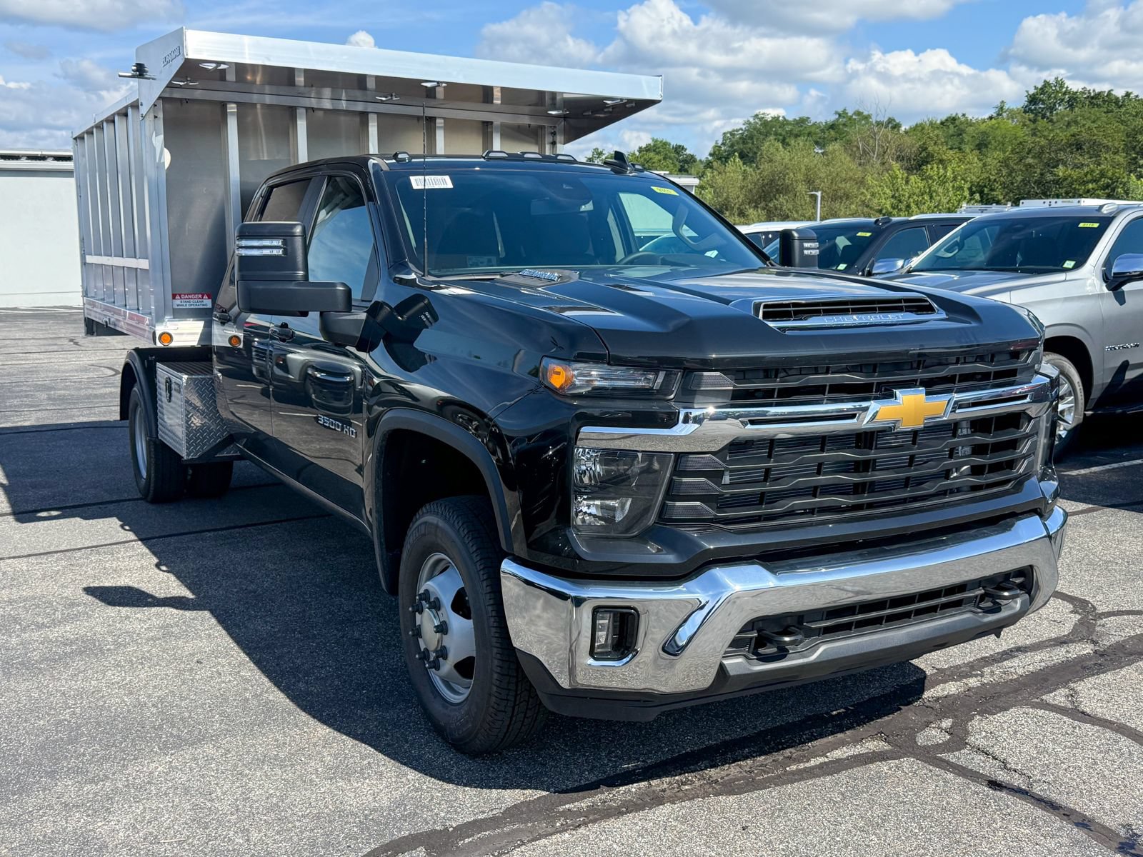  Chevrolet Silverado 3500 HD Chassis Cab