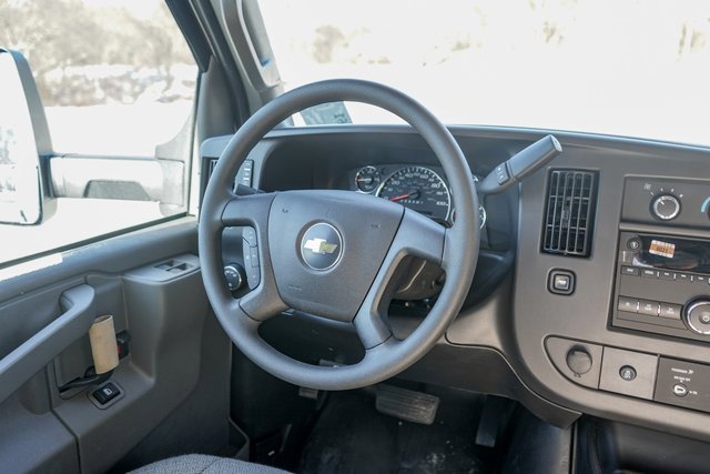 2024 Chevrolet Express 3500 Cutaway Van photo 3