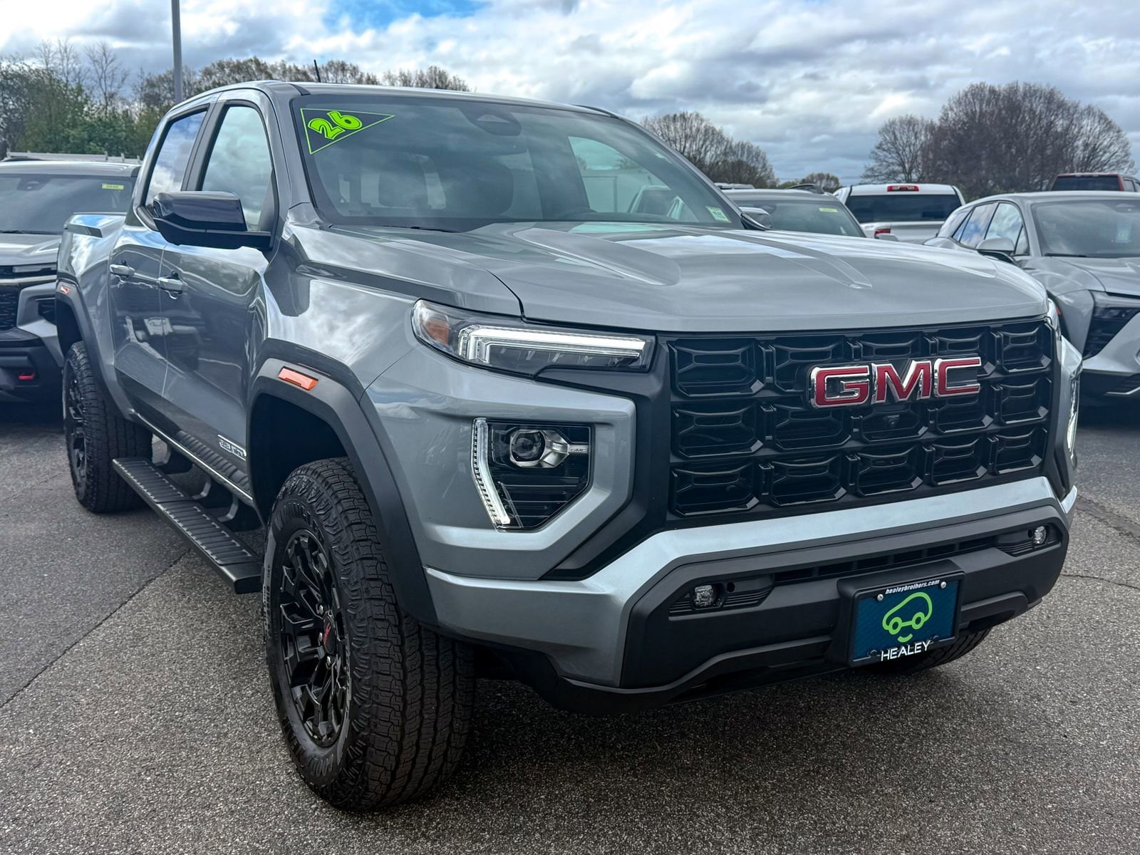 2026 GMC Canyon 4WD Elevation Crew Cab Short Box's photo