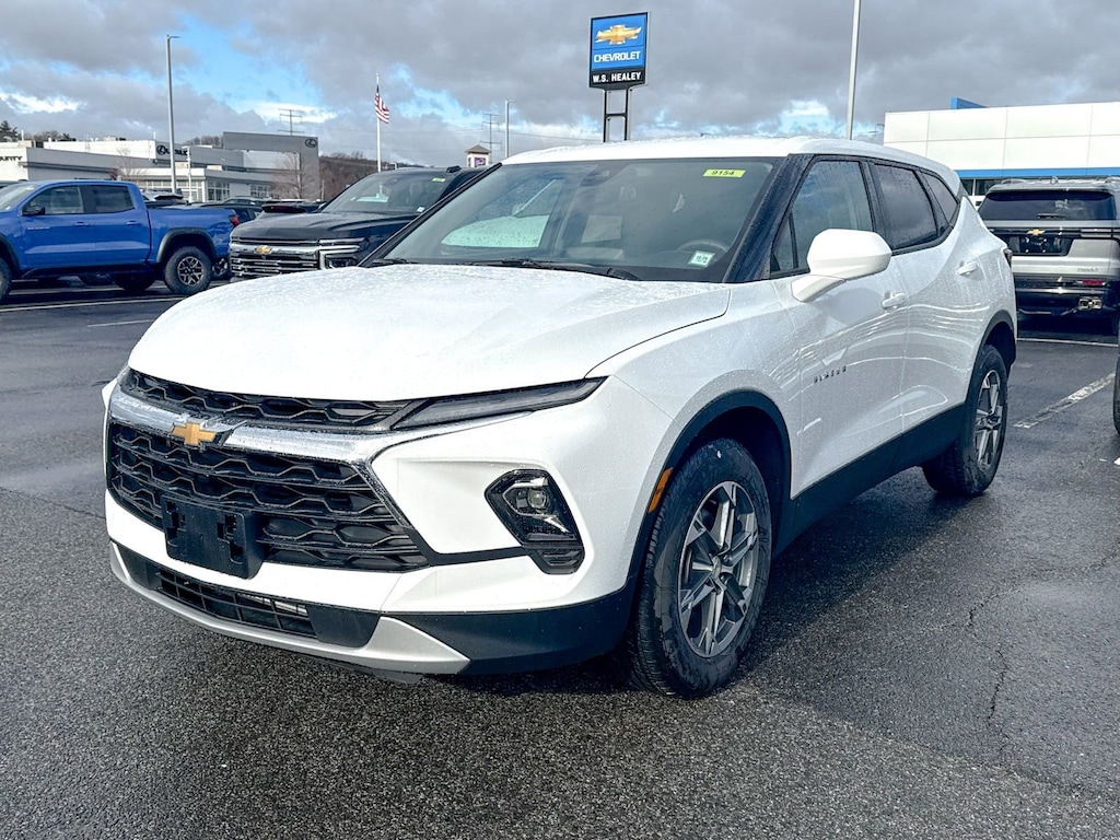 New 2025 Chevrolet Blazer 2LT SUV