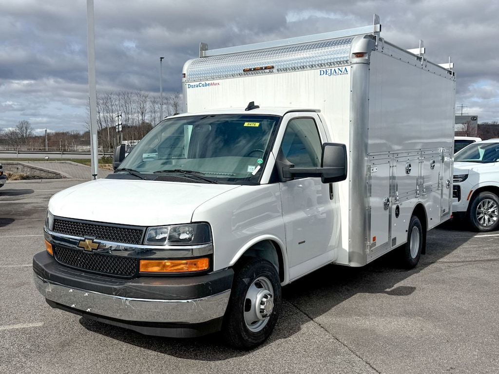 New 2025 Chevrolet Express Cutaway 3500 1WT Cutaway Van