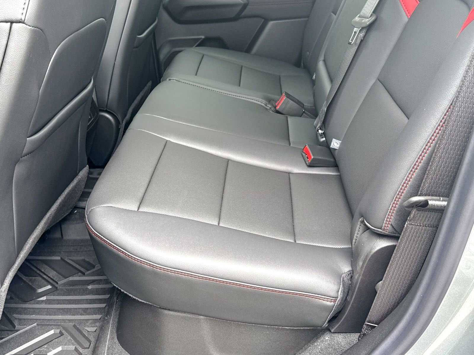 2026 Chevrolet Colorado Z71 - Photo 20